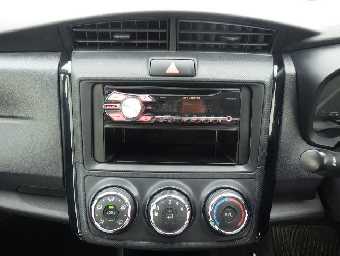 TOYOTA COROLLA AXIO 2017 Image 7