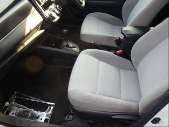 TOYOTA COROLLA AXIO 2017 Image 8