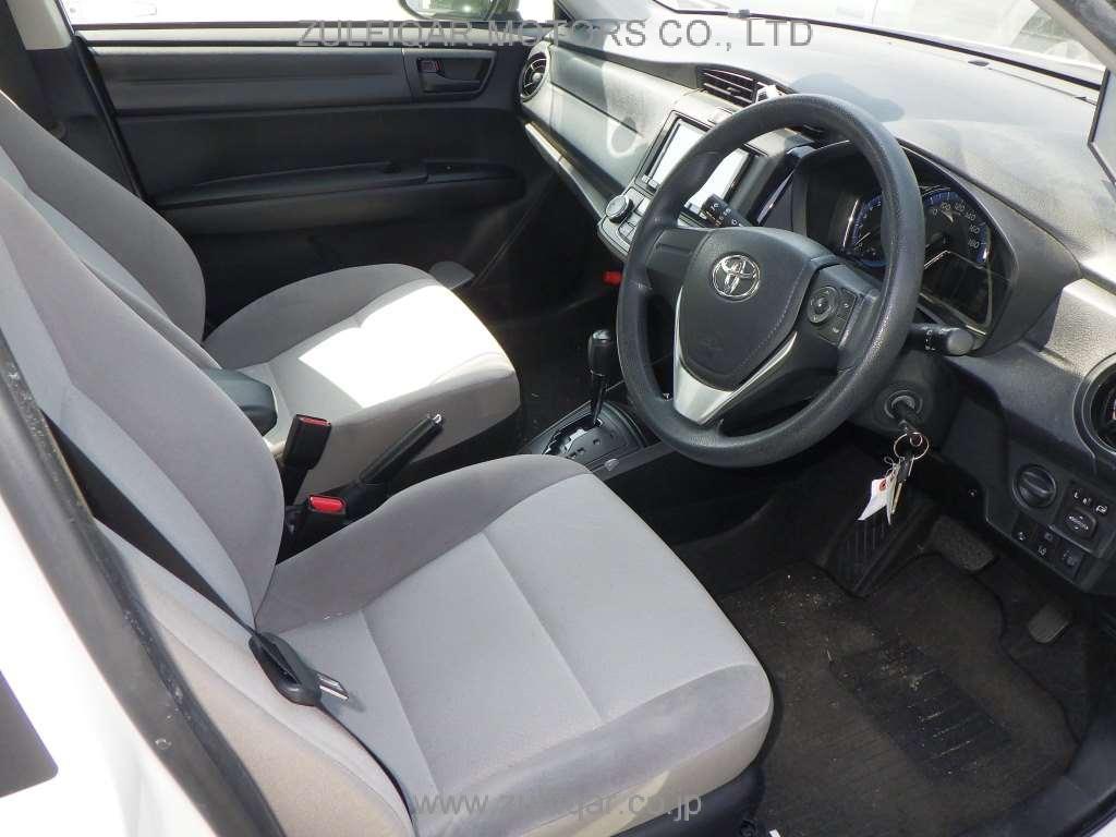 TOYOTA COROLLA AXIO 2017 Image 5