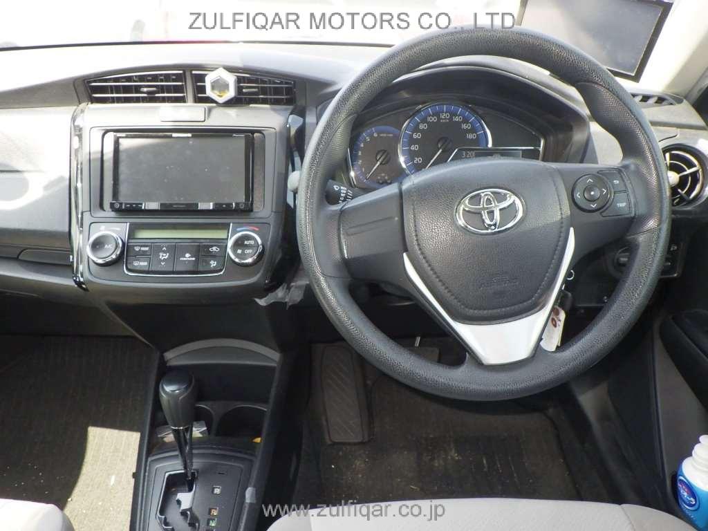 TOYOTA COROLLA AXIO 2017 Image 6
