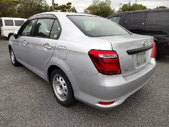 TOYOTA COROLLA AXIO 2018 Image 4