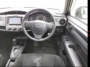 TOYOTA COROLLA AXIO 2018 Image 8