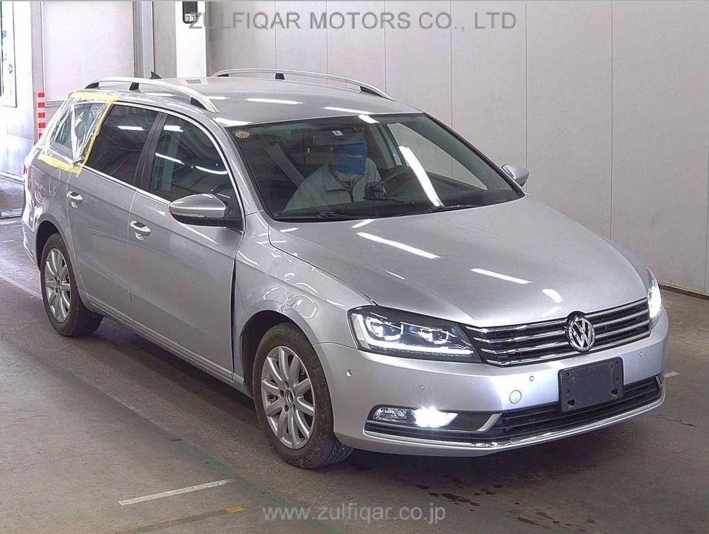 VOLKSWAGEN PASSAT VARIANT 2012 Image 1