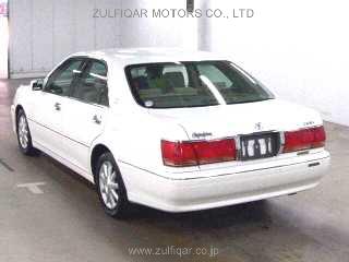 TOYOTA CROWN 2002 Image 2