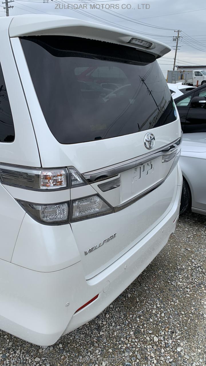 TOYOTA VELLFIRE 2012 Image 8