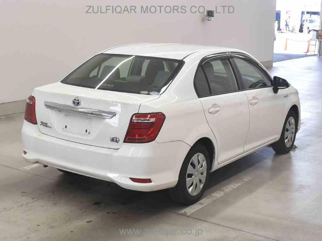 TOYOTA COROLLA AXIO 2015 Image 4