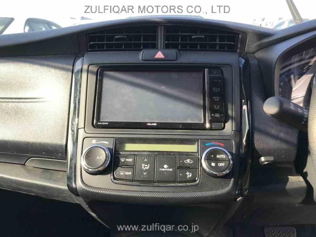 TOYOTA COROLLA AXIO 2015 Image 7