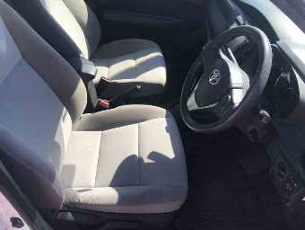 TOYOTA COROLLA AXIO 2015 Image 8