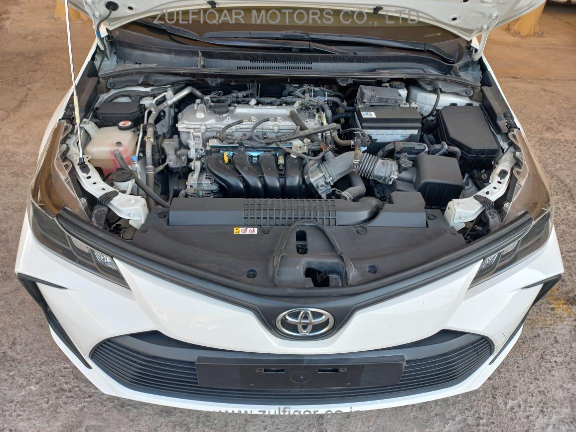 TOYOTA COROLLA 2021 Image 9