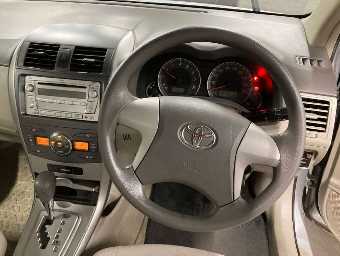 TOYOTA COROLLA AXIO 2010 Image 6