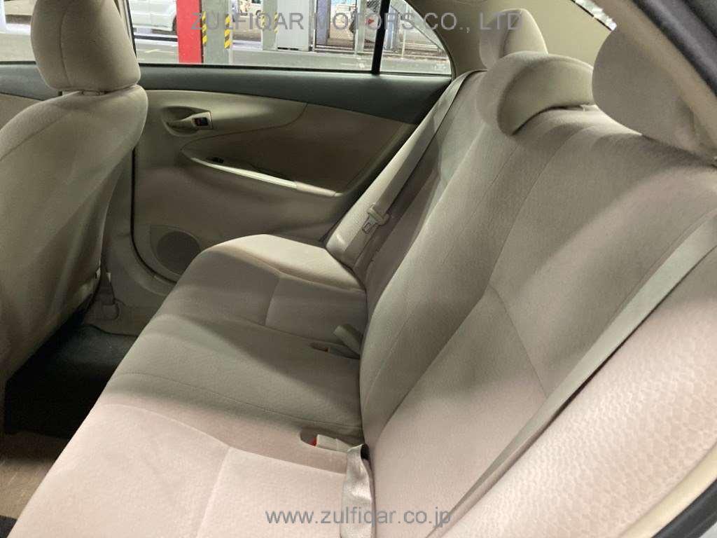 TOYOTA COROLLA AXIO 2010 Image 8