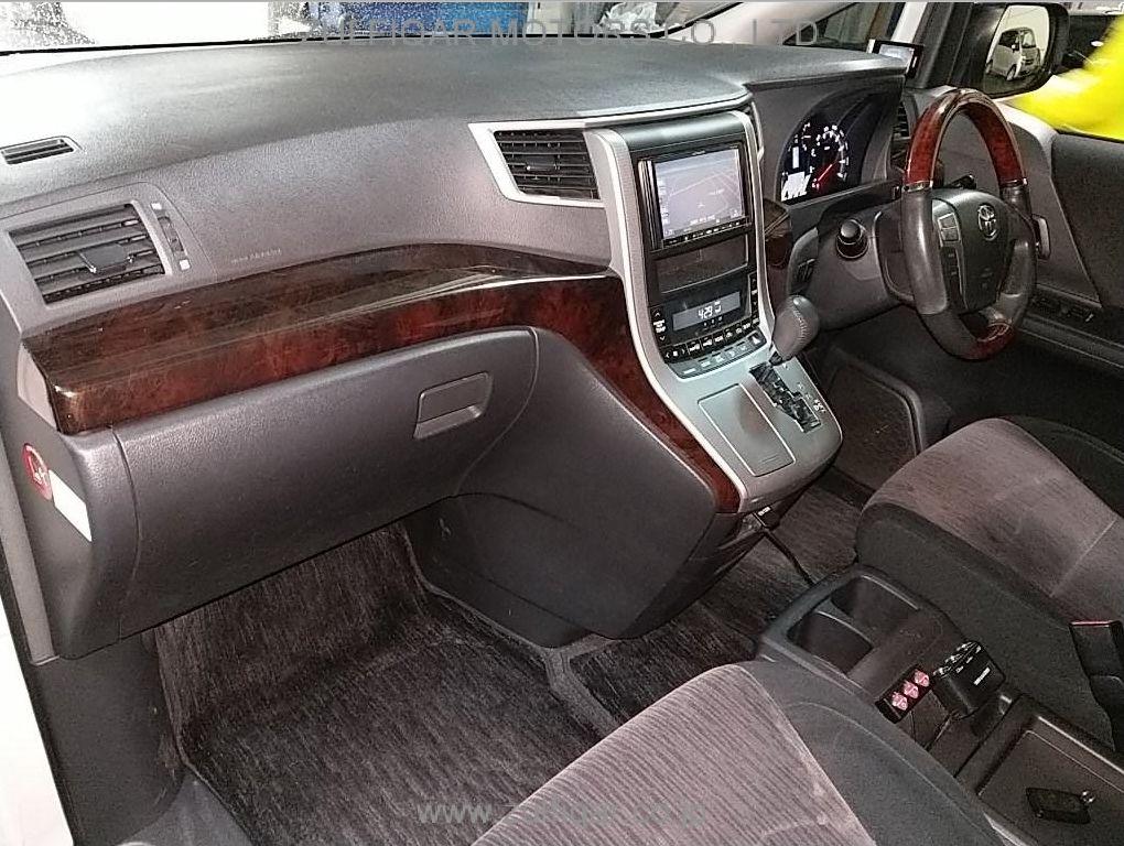 TOYOTA VELLFIRE 2012 Image 3