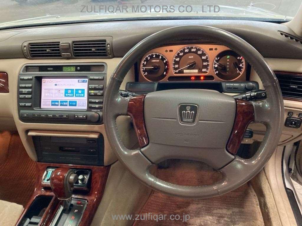 TOYOTA CROWN 2003 Image 6