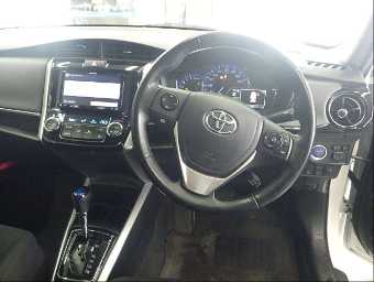 TOYOTA COROLLA FIELDER 2017 Image 6