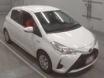 TOYOTA VITZ 2020 Image 5