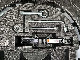 MAZDA DEMIO 2018 Image 16