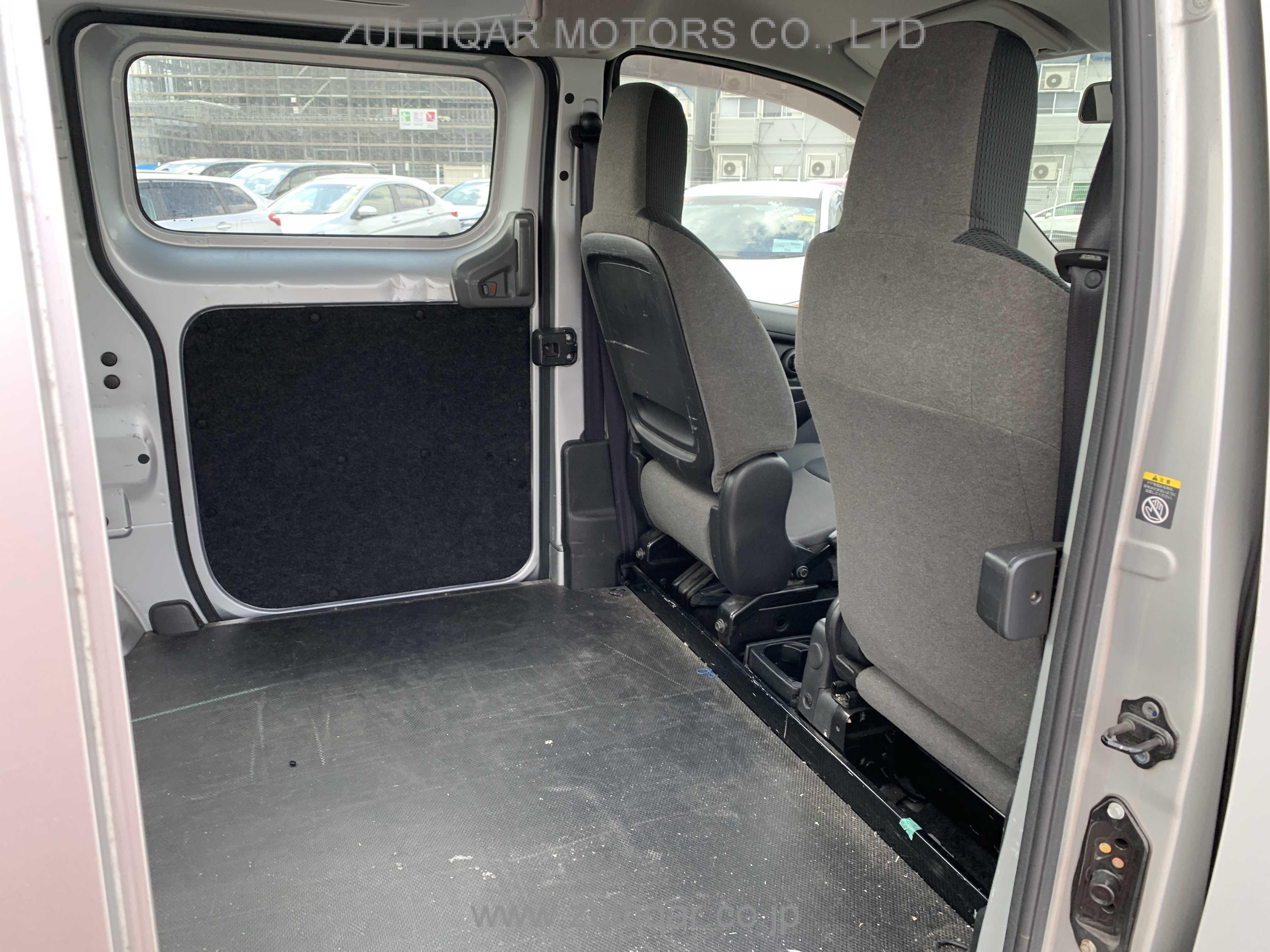 NISSAN NV200 VANETTE 2017 Image 19