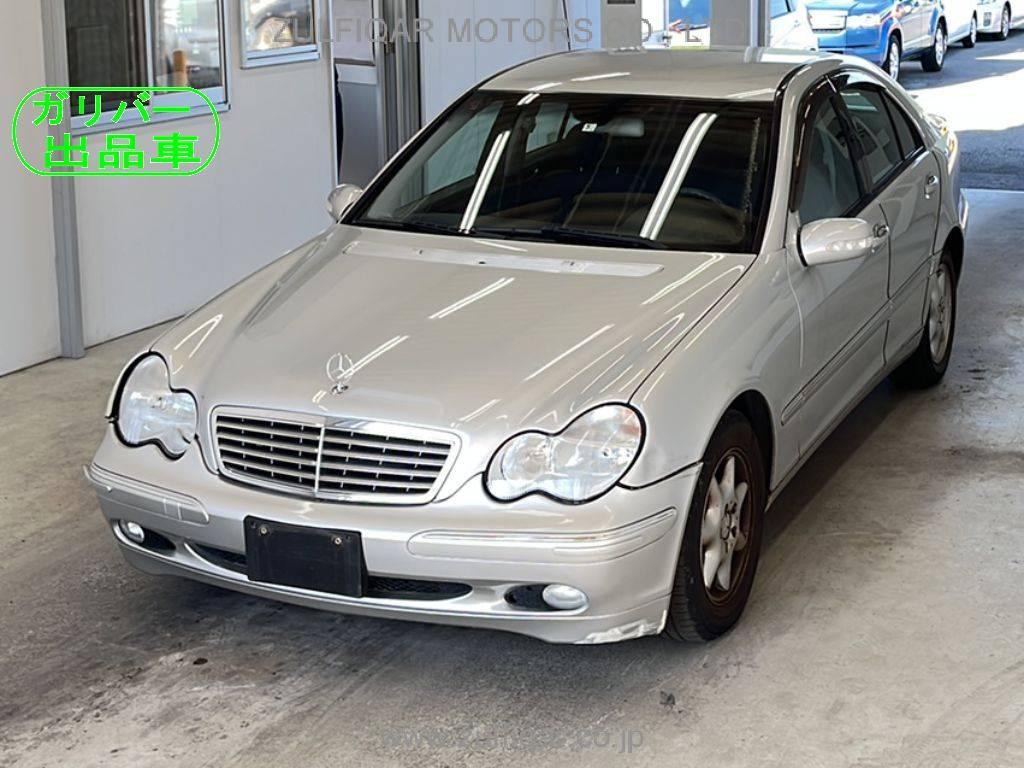 MERCEDES BENZ C CLASS 2004 Image 1