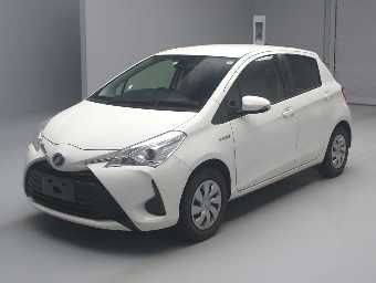TOYOTA VITZ 2020 Image 1