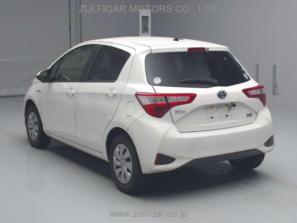 TOYOTA VITZ 2020 Image 4