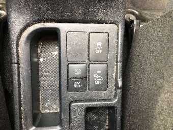 TOYOTA VITZ 2020 Image 8