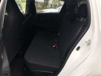 TOYOTA VITZ 2020 Image 10