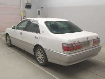 TOYOTA CROWN 2000 Image 4