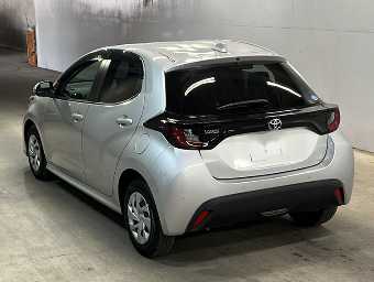 TOYOTA YARIS 2021 Image 2