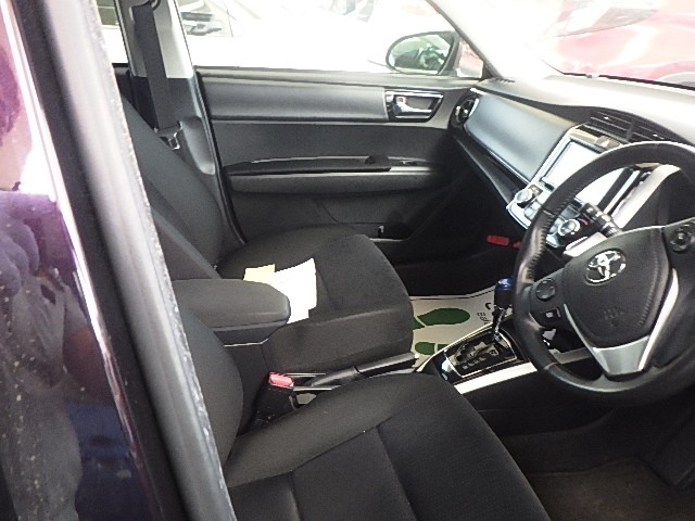 TOYOTA COROLLA FIELDER 2018 Image 19