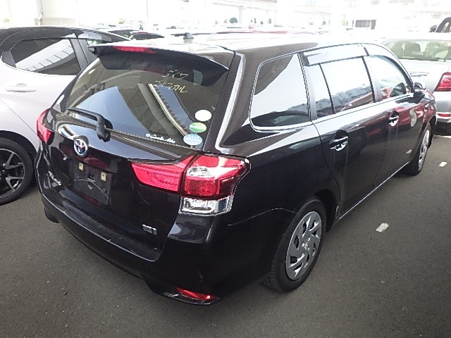 TOYOTA COROLLA FIELDER 2018 Image 24