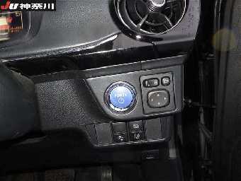 TOYOTA COROLLA FIELDER 2018 Image 7