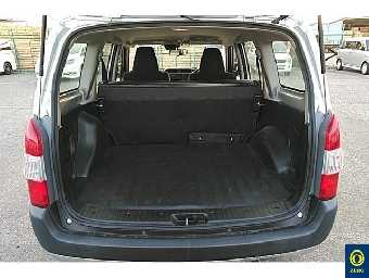 TOYOTA PROBOX 2018 Image 9