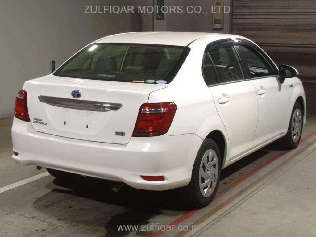 TOYOTA COROLLA AXIO 2017 Image 2