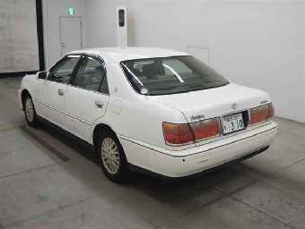TOYOTA CROWN 2001 Image 2