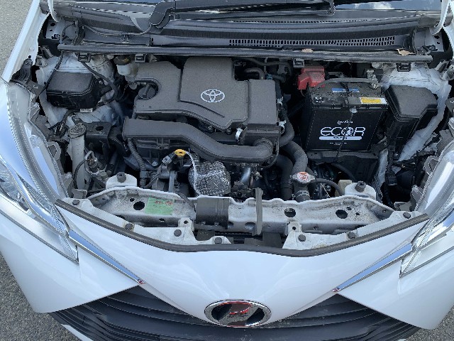 TOYOTA VITZ 2018 Image 31