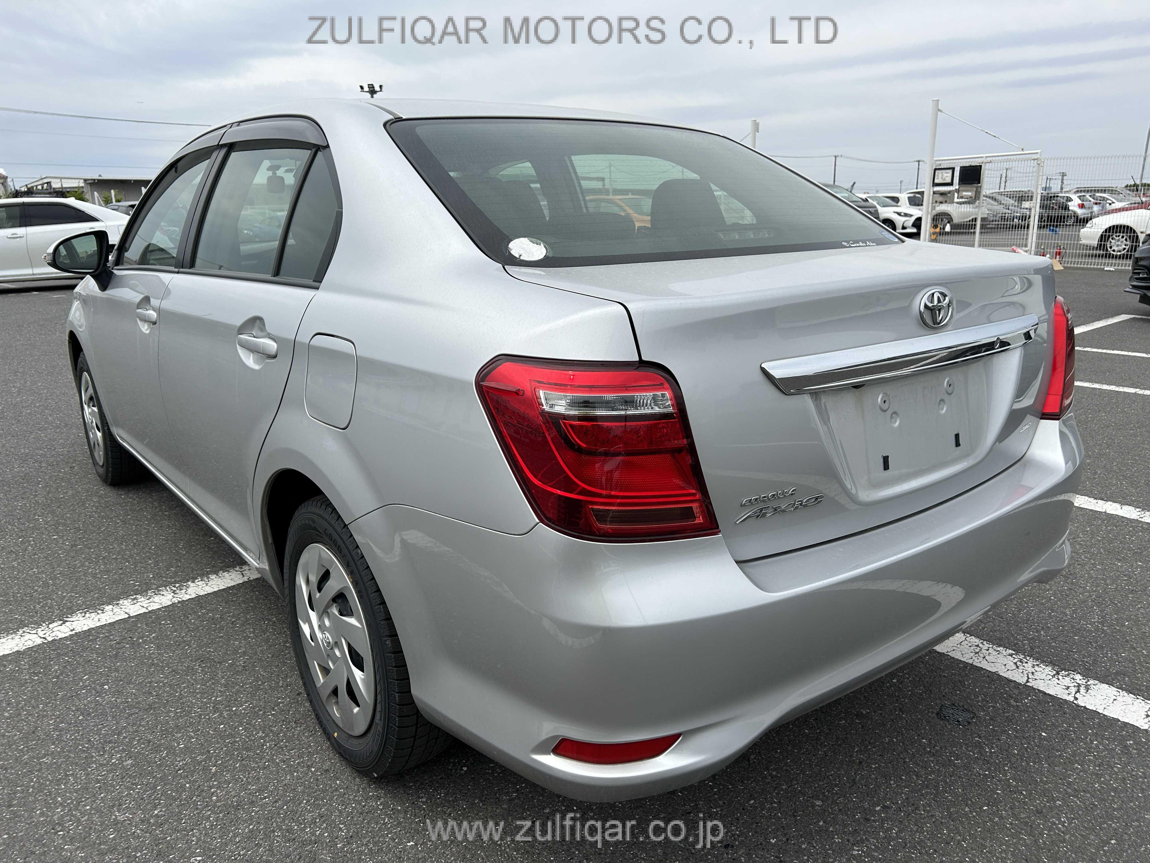 TOYOTA COROLLA AXIO 2018 Image 3