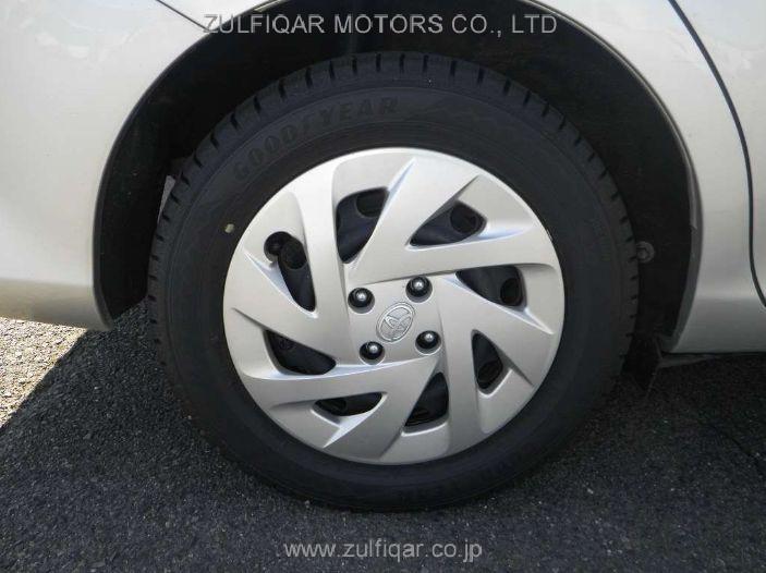 TOYOTA COROLLA AXIO 2018 Image 9