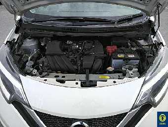 NISSAN NOTE 2017 Image 11