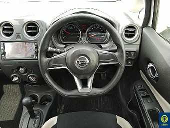 NISSAN NOTE 2017 Image 5