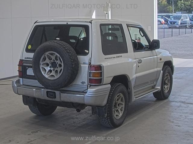MITSUBISHI PAJERO 1999 Image 2