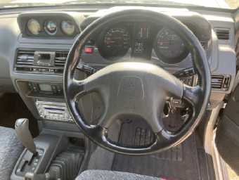 MITSUBISHI PAJERO 1999 Image 4