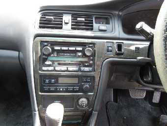 TOYOTA MARK II 2000 Image 15