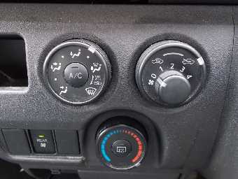 TOYOTA HIACE WAGON 2017 Image 11