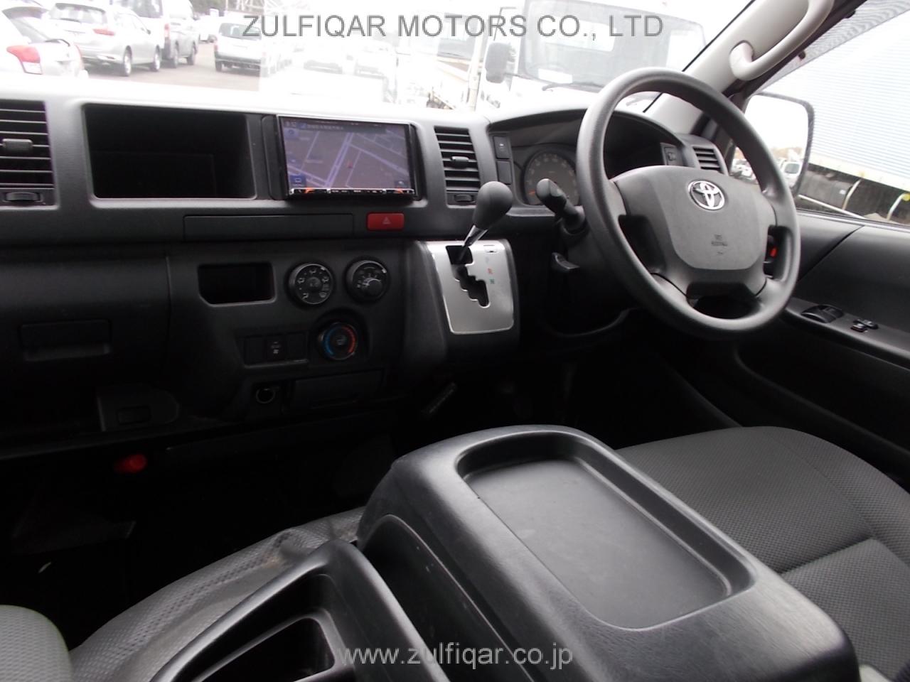 TOYOTA HIACE WAGON 2017 Image 3