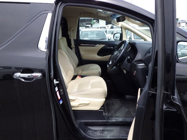 TOYOTA VELLFIRE 2018 Image 23