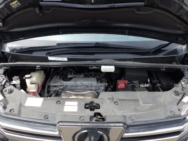 TOYOTA VELLFIRE 2018 Image 28