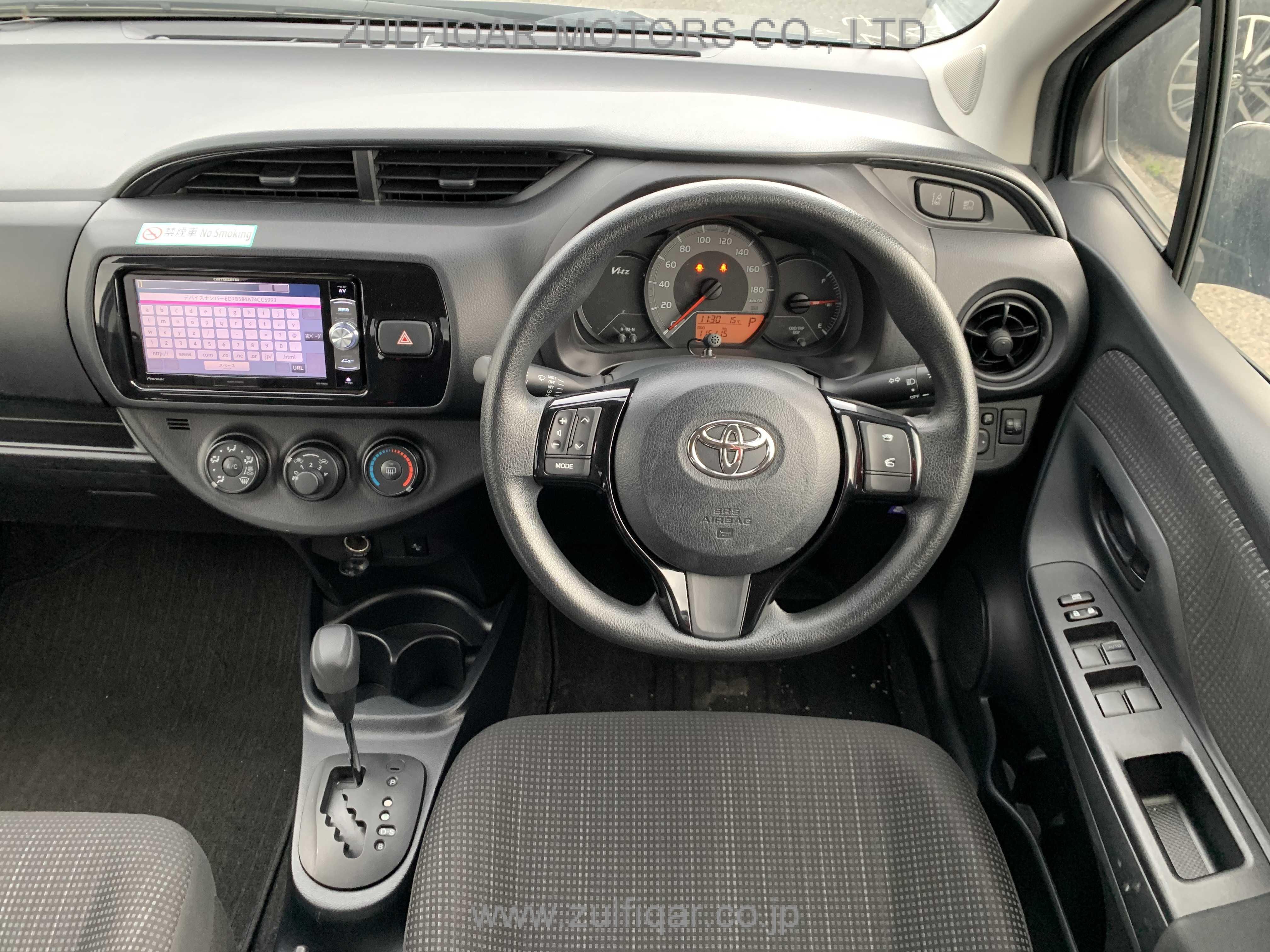 TOYOTA VITZ 2018 Image 12