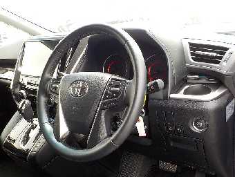 TOYOTA VELLFIRE 2019 Image 11