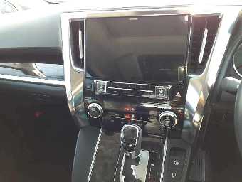 TOYOTA VELLFIRE 2019 Image 10