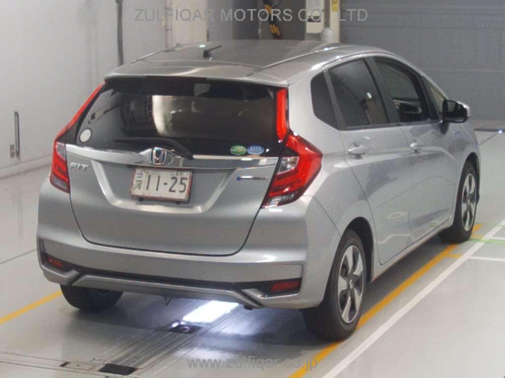 HONDA FIT HYBRID 2017 Image 2